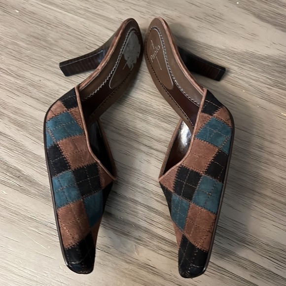 PAOLO PATCHWORK  LEATHER CLOSED TOE SLIDE HEELS VINTAGE SIZE 7 - Picture 10 of 16